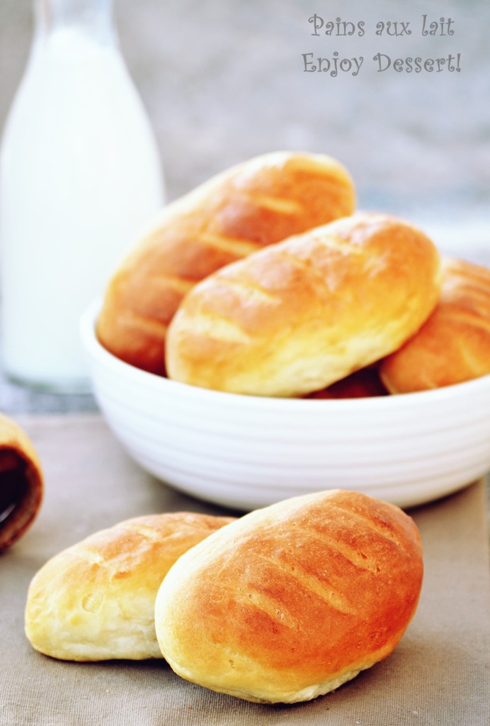 Pains au lait