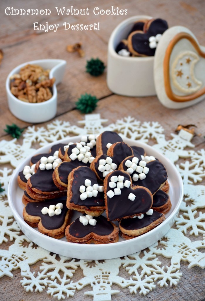 Fursecuri (inimioare) cu nuca si scortisoara