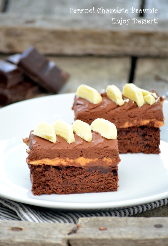 Negresa cu caramel si crema de ciocolata