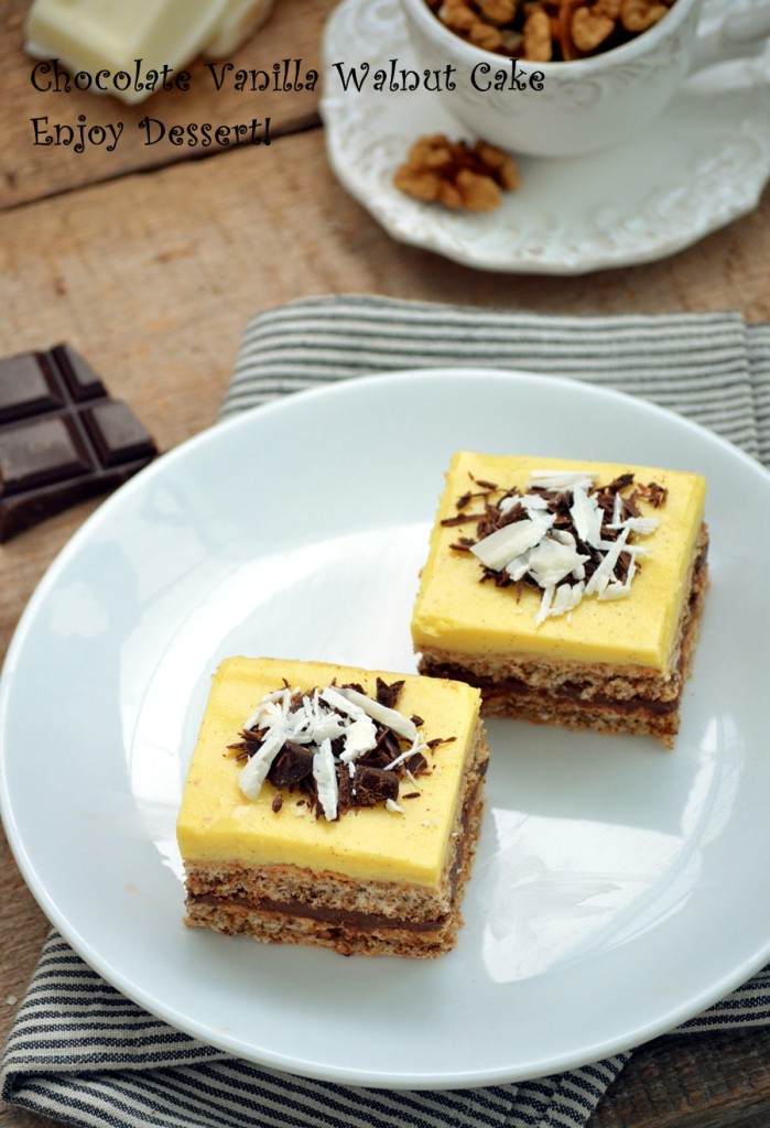 Prajitura cu foi din bezea cu nuca, crema de ciocolata si vanilie