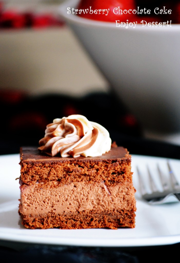 Prajitura cu crema de ciocolata si capsune