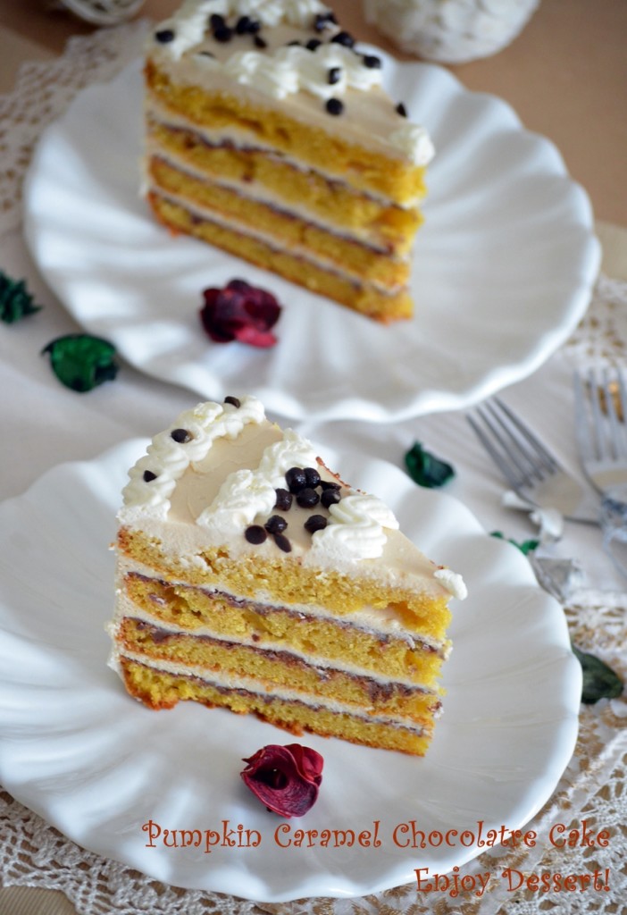 Tort cu dovleac, caramel si ciocolata