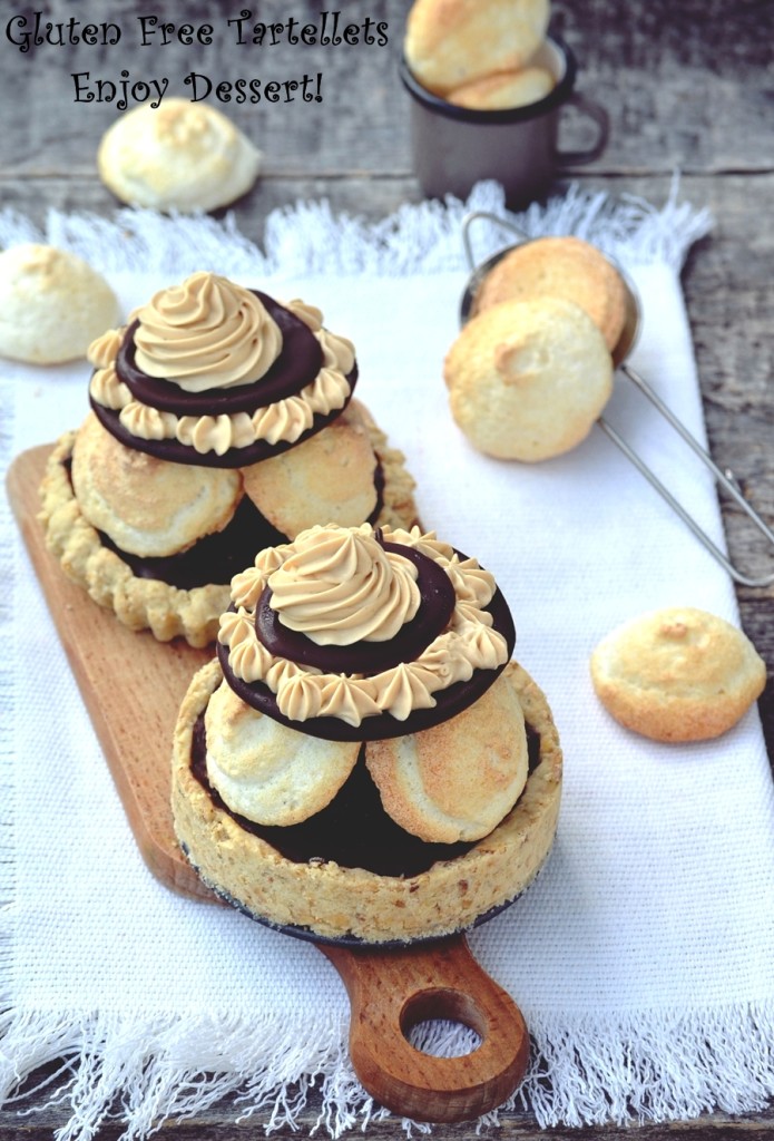 Tarte fara gluten cu crema de ciocolata, bezele si cafea