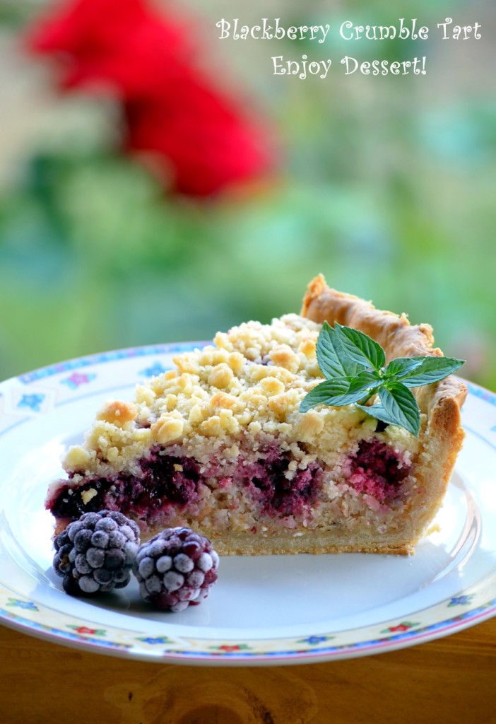 Tarta cu mure si crumble