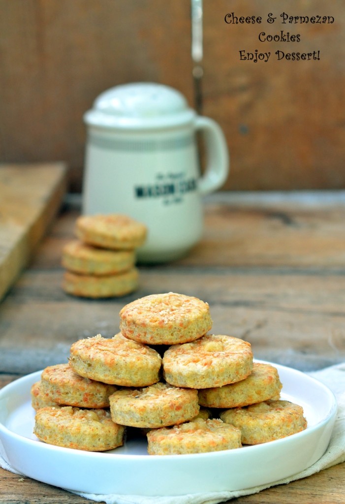 Biscuiti cu branza si parmezan