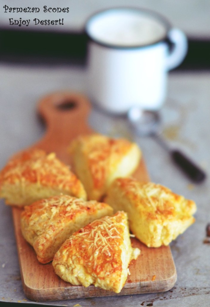 Parmezan scones