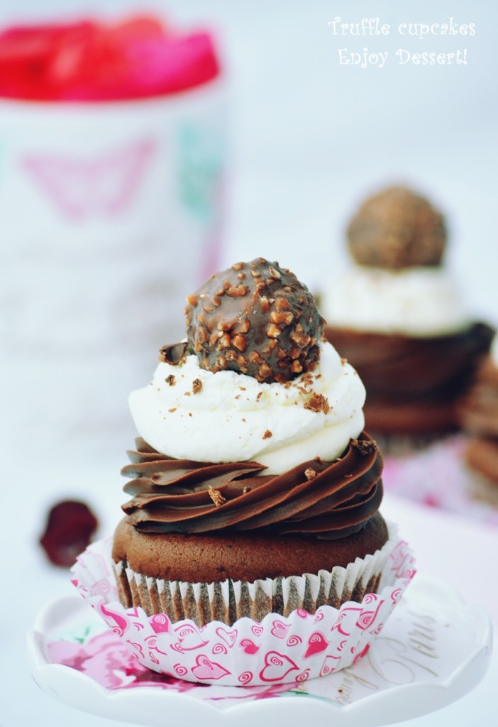 Truffle cupcakes – Cupcakes cu crema trufa de ciocolata